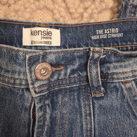 KENSIE The Astrid High Rise Straight Retro Luxe Stretch Jeans - Picture 2 of 5